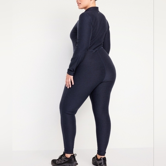 3X • Old Navy • Cloud+ Long-Sleeve Zip Bodysuit - Picture 2 of 2
